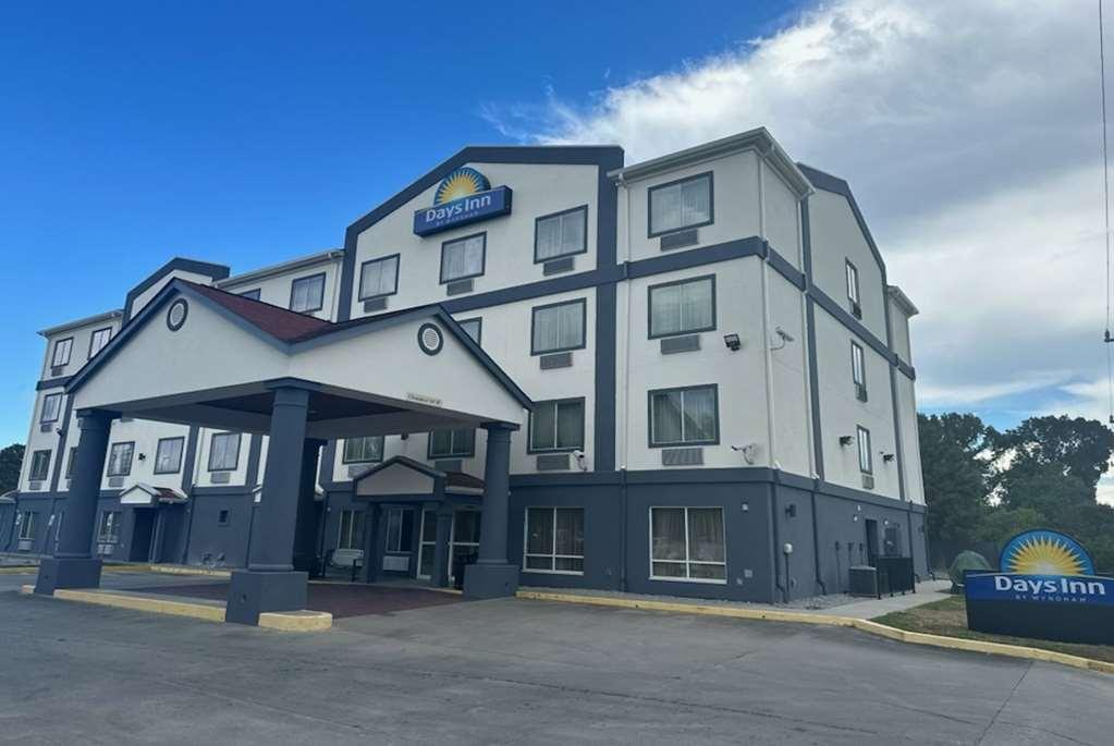 Days Inn By Wyndham Baton Rouge I-10 Prairieville Exterior foto